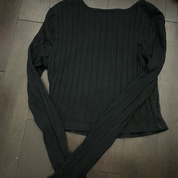 Black crop top long sleeve - Picture 2 of 2